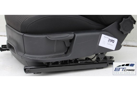 VW POLO FOTELE KOMPLET FOTELI siedzeń siedzenia tapicerka 6R 6R3 6R0 3-drzwiowy welur w kolorze czarnym
