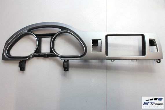 AUDI Q7 LIFT RAMKA KONSOLI ZEGARÓW 4L1857115L 4L1 857 115 L navi monitora wyświetlacza