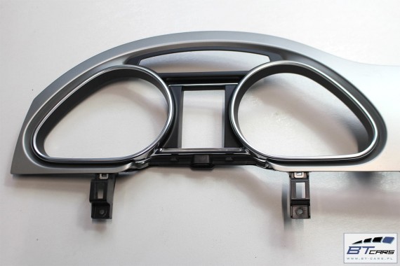 AUDI Q7 LIFT RAMKA KONSOLI ZEGARÓW 4L1857115L 4L1 857 115 L navi monitora wyświetlacza