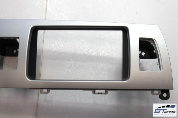 AUDI Q7 LIFT RAMKA KONSOLI ZEGARÓW 4L1857115L 4L1 857 115 L navi monitora wyświetlacza