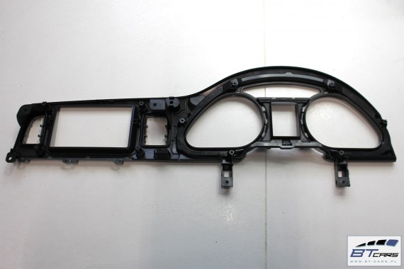AUDI Q7 LIFT RAMKA KONSOLI ZEGARÓW 4L1857115L 4L1 857 115 L navi monitora wyświetlacza