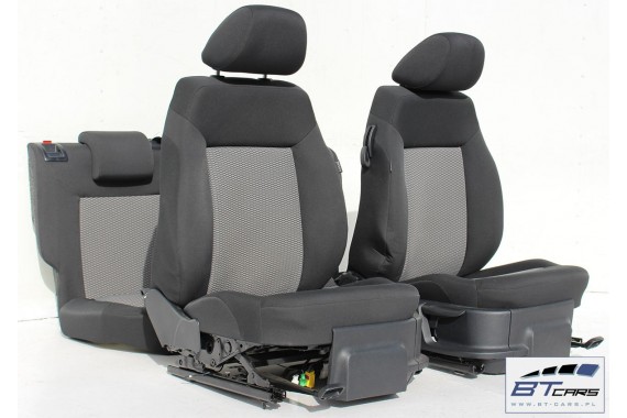 VW POLO FOTELE KOMPLET FOTELI siedzeń siedzenia tapicerka 6R 6R3 6R0 3-drzwiowy welur w kolorze czarno-szarym