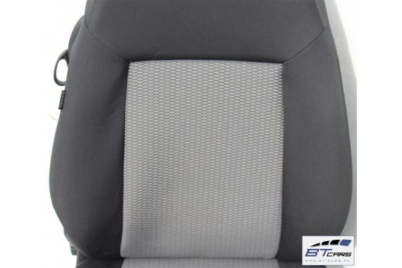 VW POLO FOTELE KOMPLET FOTELI siedzeń siedzenia tapicerka 6R 6R3 6R0 3-drzwiowy welur w kolorze czarno-szarym