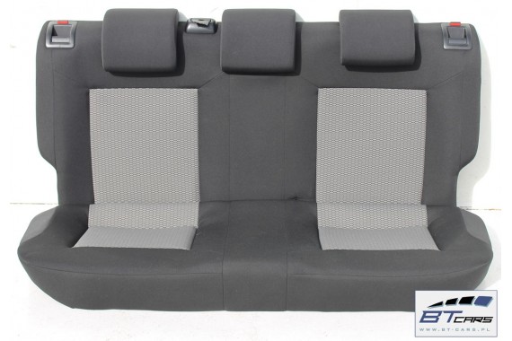 VW POLO FOTELE KOMPLET FOTELI siedzeń siedzenia tapicerka 6R 6R3 6R0 3-drzwiowy welur w kolorze czarno-szarym