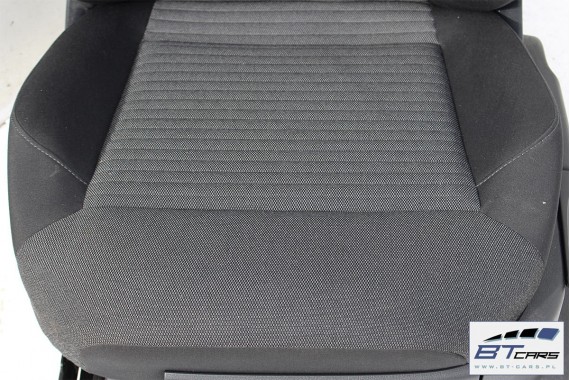 VW POLO FOTELE KOMPLET FOTELI siedzeń siedzenia tapicerka 6R 6R3 6R0 3-drzwiowy welur w kolorze czarno-szarym