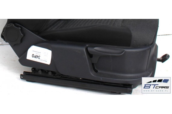 VW POLO FOTELE KOMPLET FOTELI siedzeń siedzenia tapicerka 6R 6R3 6R0 3-drzwiowy welur w kolorze czarno-szarym