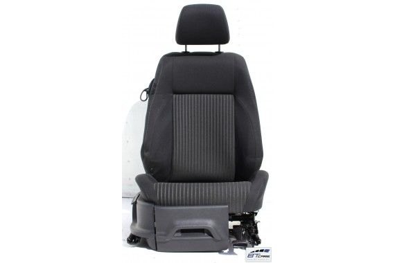 VW POLO FOTELE KOMPLET FOTELI siedzeń siedzenia tapicerka 6R 6R3 6R0 3-drzwiowy welur w kolorze czarnym