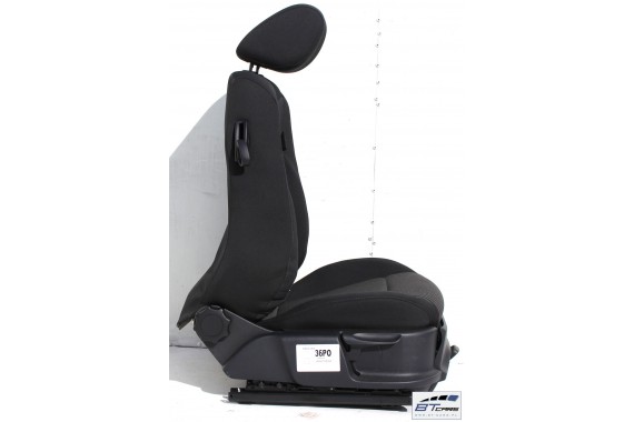 VW POLO FOTELE KOMPLET FOTELI siedzeń siedzenia tapicerka 6R 6R3 6R0 3-drzwiowy welur w kolorze czarnym