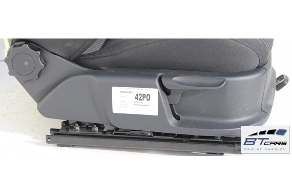 VW POLO FOTELE KOMPLET FOTELI siedzeń siedzenia tapicerka 6R 6R3 6R0 3-drzwiowy welur w kolorze czarnym