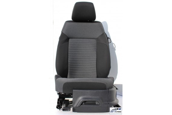 VW POLO FOTELE KOMPLET FOTELI siedzeń siedzenia tapicerka 6C 6C0 6R 6R3 6R0 3-drzwiowy welur czarno-szarym 2044 kilometrów
