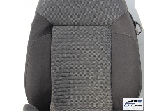 VW POLO FOTELE KOMPLET FOTELI siedzeń siedzenia tapicerka 6C 6C0 6R 6R3 6R0 3-drzwiowy welur czarno-szarym 2044 kilometrów