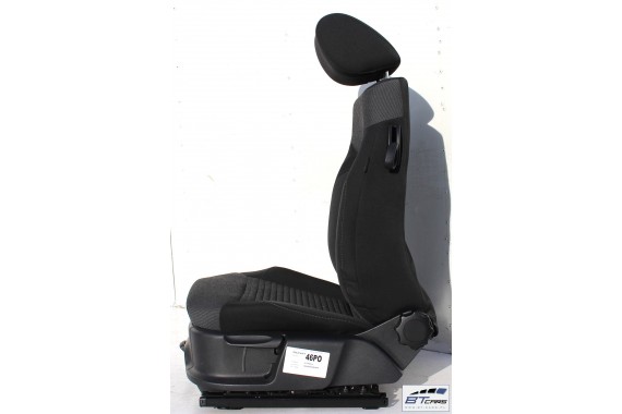 VW POLO FOTELE KOMPLET FOTELI siedzeń siedzenia tapicerka 6C 6C0 6R 6R3 6R0 3-drzwiowy welur czarno-szarym 2044 kilometrów