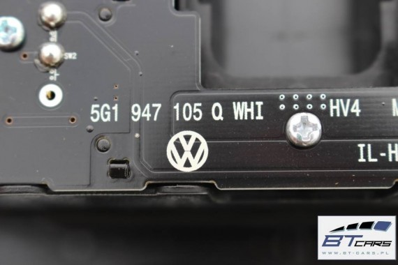 VW B8 GOLF 7 LAMPKA PODSUFITKI 5G1947105Q LED 5G1 947 105 Q kolor : czerń satynowa / biel