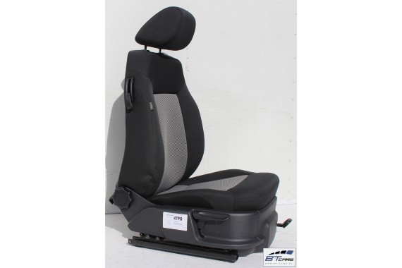 VW POLO FOTELE KOMPLET FOTELI siedzeń siedzenia tapicerka 6R 6R3 6R0 3-drzwiowy welur w kolorze czarno-szarym 6830 kilometrów