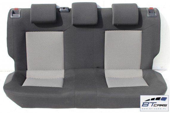 VW POLO FOTELE KOMPLET FOTELI siedzeń siedzenia tapicerka 6R 6R3 6R0 3-drzwiowy welur w kolorze czarno-szarym 6830 kilometrów