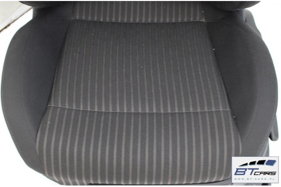 VW POLO FOTELE KOMPLET FOTELI siedzeń siedzenia tapicerka 6R 6R3 6R0 3-drzwiowy welur w kolorze czarnym 72 kilometry