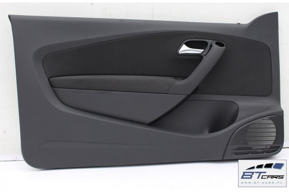 VW POLO BOCZKI DRZWIOWE BOCZEK TAPICERKA 6R 3D KOMPLET BOCZKÓW DRZWIOWYCH
