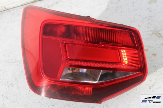AUDI Q2 TYŁ ZDERZAK tylny + KLAPA BAGAŻNIKA + LAMPY lampa 81A Kolor: LY3U - czerwony (tangorot) 81A945069 81A945070