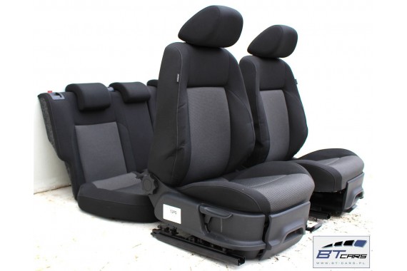 VW POLO FOTELE KOMPLET FOTELI siedzeń siedzenia tapicerka 6C 6C4 6C0 5-drzwiowy welur w kolorze czarno-szarym LIFT FL