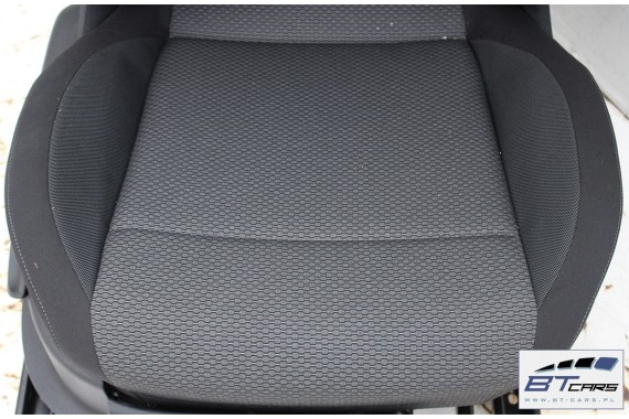 VW POLO FOTELE KOMPLET FOTELI siedzeń siedzenia tapicerka 6C 6C4 6C0 5-drzwiowy welur w kolorze czarno-szarym LIFT FL