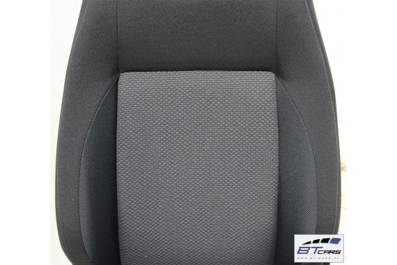VW POLO FOTELE KOMPLET FOTELI siedzeń siedzenia tapicerka 6C 6C4 6C0 5-drzwiowy welur w kolorze czarno-szarym