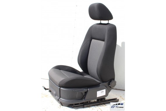 VW POLO FOTELE KOMPLET FOTELI siedzeń siedzenia tapicerka 6C 6C4 6C0 5-drzwiowy welur w kolorze czarno-szarym