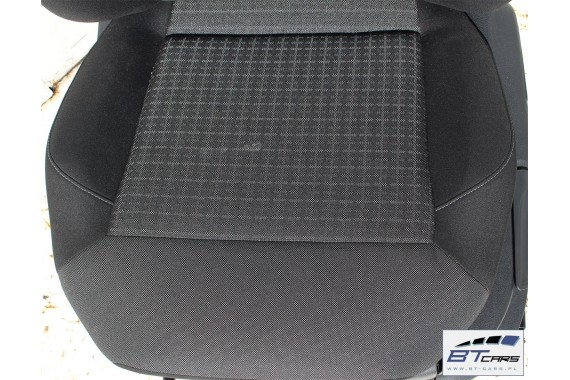 VW POLO FOTELE KOMPLET FOTELI siedzeń siedzenia tapicerka 6C 6C4 6C0 5-drzwiowy welur w kolorze czarno-szarym