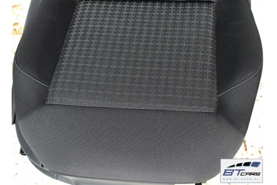 VW POLO FOTELE KOMPLET FOTELI siedzeń siedzenia tapicerka 6C 6C4 6C0 5-drzwiowy welur w kolorze czarno-szarym