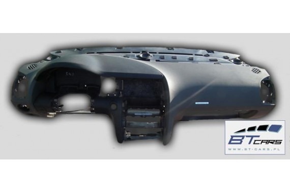 AUDI Q7 KONSOLA DESKA ROZDZIELCZA KOKPIT PULPIT 4L1857041 4L1 857 051 czarna 4L