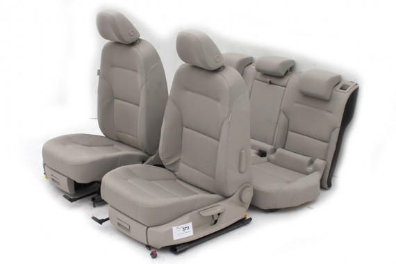 VW GOLF 7 VII FOTELE KOMPLET FOTELI siedzeń siedzenia fotel tapicerka 5G 5G4 welur kolor mocca 5G0