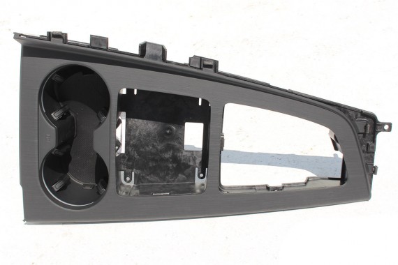 AUDI A4 RAMKA TUNELU ŚRODKOWEGO KUBKI 8W1864261E 8W0862533A Z PODŚWIETLANYM UCHWYTEM 8W 8W1864261 8W0862533A 8W1864261 8W0862533