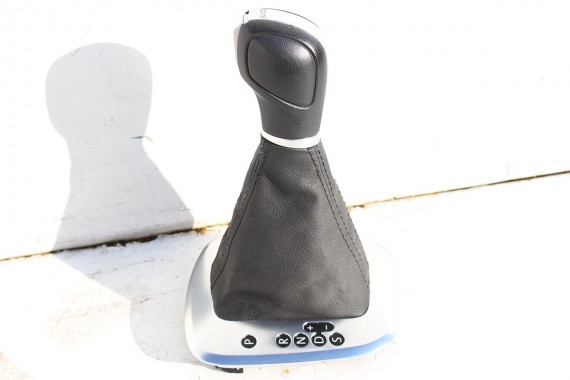 VW POLO GAŁKA ZMIANY BIEGÓW MIESZEK 6R1713203G UMF czarny aluminium 6R1 713 203 G 6R 6R1713203G 6R1713203 6R1713203G 6R1713203