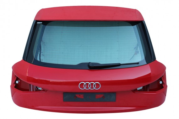 AUDI Q3 KLAPA TYLNA...