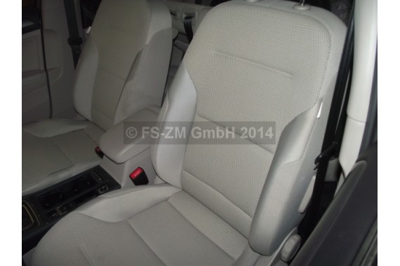 VW GOLF 7 VII FOTELE KOMPLET FOTELI siedzeń siedzenia fotel tapicerka 5G welur kolor mocca 5G4