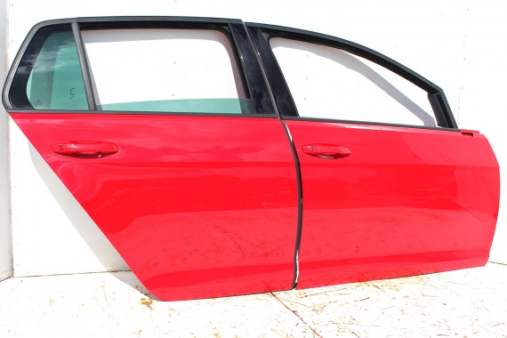 VW GOLF 7 VII DRZWI LY3D PRAWE PRZÓD + TYŁ STRONA PRAWA przednie + tylne 2 sztuki 5G 5G4 Kolor: czerwony tornado