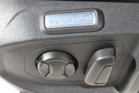 VW ARTEON FOTELE KOMPLET FOTELI siedzenia siedzeń tapicerka boczek boczki drzwi skóra + alcantara kolor czarny 3G8 ELEGANCE