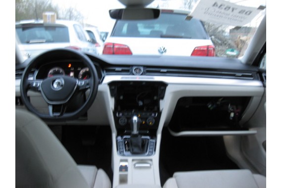 VW PASSAT B8 SEDAN FOTELE KOMPLET FOTELI siedzeń siedzenia fotel tapicerka welur kolor stary tropez TS  3G