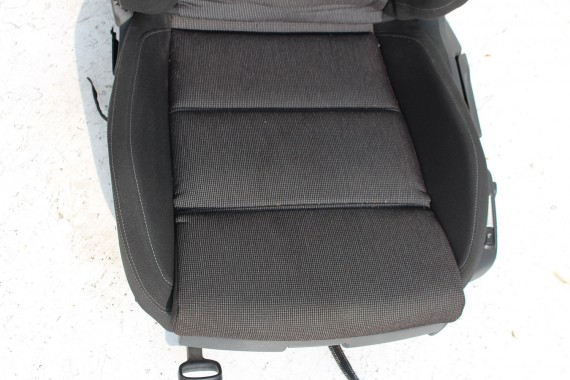 VW PASSAT B8 KOMBI FOTELE KOMPLET FOTELI siedzeń siedzenia fotel tapicerka welur kolor czarny 3G 3G9 3AA959257A 3Q0881105R