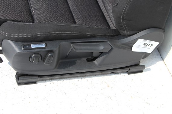 VW PASSAT B8 KOMBI FOTELE KOMPLET FOTELI siedzeń siedzenia fotel tapicerka welur kolor czarny 3G 3G9 3AA959257A 3Q0881105R