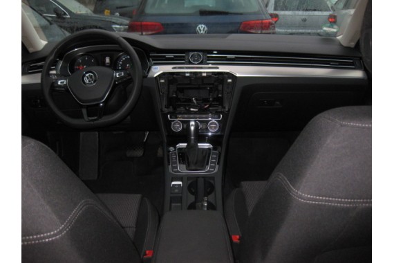 VW PASSAT B8 KOMBI FOTELE KOMPLET FOTELI siedzeń siedzenia fotel tapicerka welur kolor czarny 3G 3G9 3AA959257A 3Q0881105R