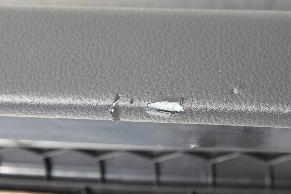 VW PASSAT B8 KOMBI BOCZEK BOCZKI DRZWI drzwiowe tapicerka welur kolor czarno - szarym  3G 3G9