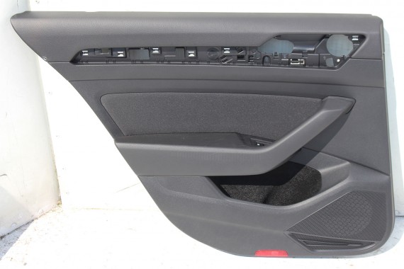 VW PASSAT B8 KOMBI BOCZEK BOCZKI DRZWI drzwiowe tapicerka welur kolor czarno - szarym  3G 3G9