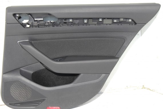 VW PASSAT B8 KOMBI BOCZEK BOCZKI DRZWI tapicerka drzwiowe welur kolor czarny 3G 3G9 Avant
