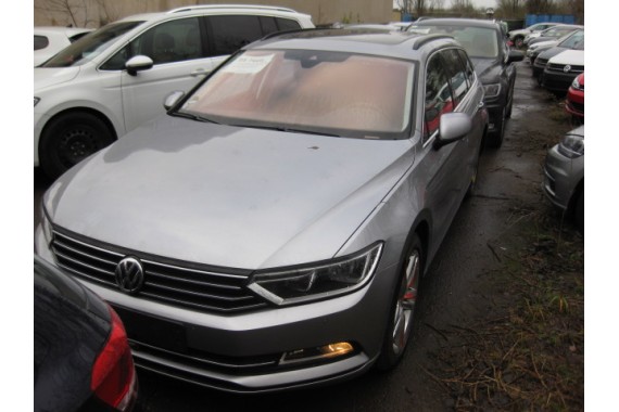 VW PASSAT B8 KOMBI BOCZEK BOCZKI DRZWI tapicerka drzwiowe welur kolor czarny 3G 3G9 Avant
