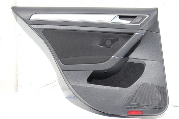 VW GOLF VII KOMBI BOCZEK BOCZKI DRZWI tapicerka drzwiowe 5G welur kolor czarny 5G9 Avant
