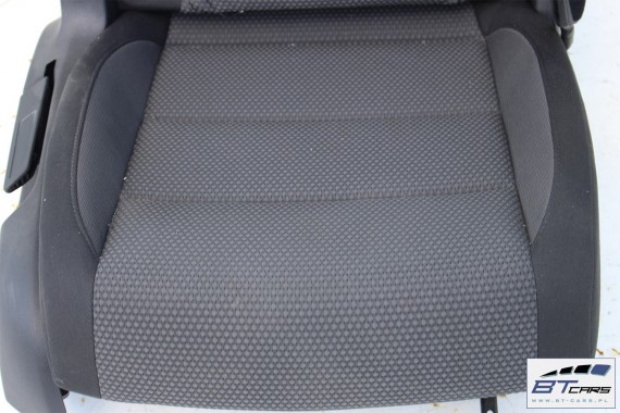 VW GOLF V 5 VI 6 KOMBI FOTELE KOMPLET FOTELI siedzeń siedzenia fotel tapicerka 5K 5K9 1K 1K9 welur kolor czarny