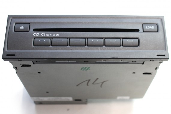 AUDI A4 A5 A6 A8 Q5 Q7 ZMIENIARKA CD 4E0910110L 4E0035110A mp3 4E0910110L 4E0035110A 4E0910110 4E0035110 4E0910110L 4E0035110A