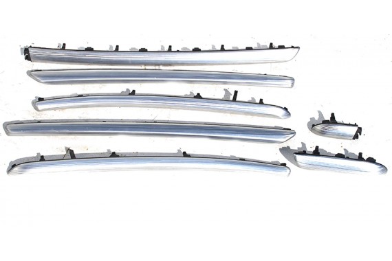 AUDI A3 SPOTBACK LISTWY OZDOBNE KOMPLET LISTEW 8V1853191A 8V1853190A 8V1853189A 8V4867409A 8V4867410A 8V4867419A 8V4867420A RI2