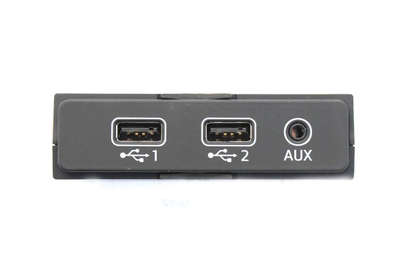 AUDI A4 A5 Q5 PORT USB...