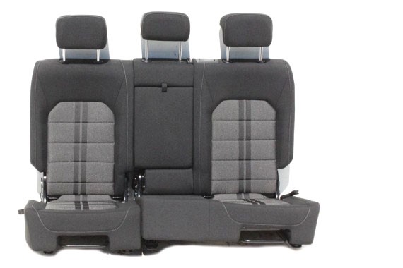 VW GOLF 7 PLUS SPORTSVAN FOTELE TYŁ TYLNE KANAPA siedzisko zagłówek zagłowki siedzenia 510